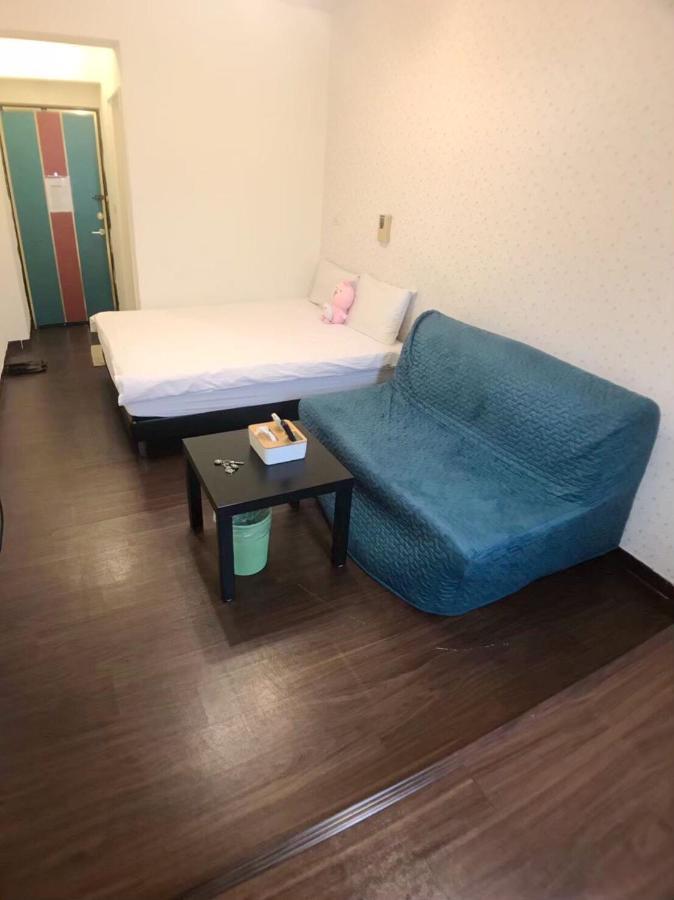 Happines Trip Inn Taichung Dış mekan fotoğraf